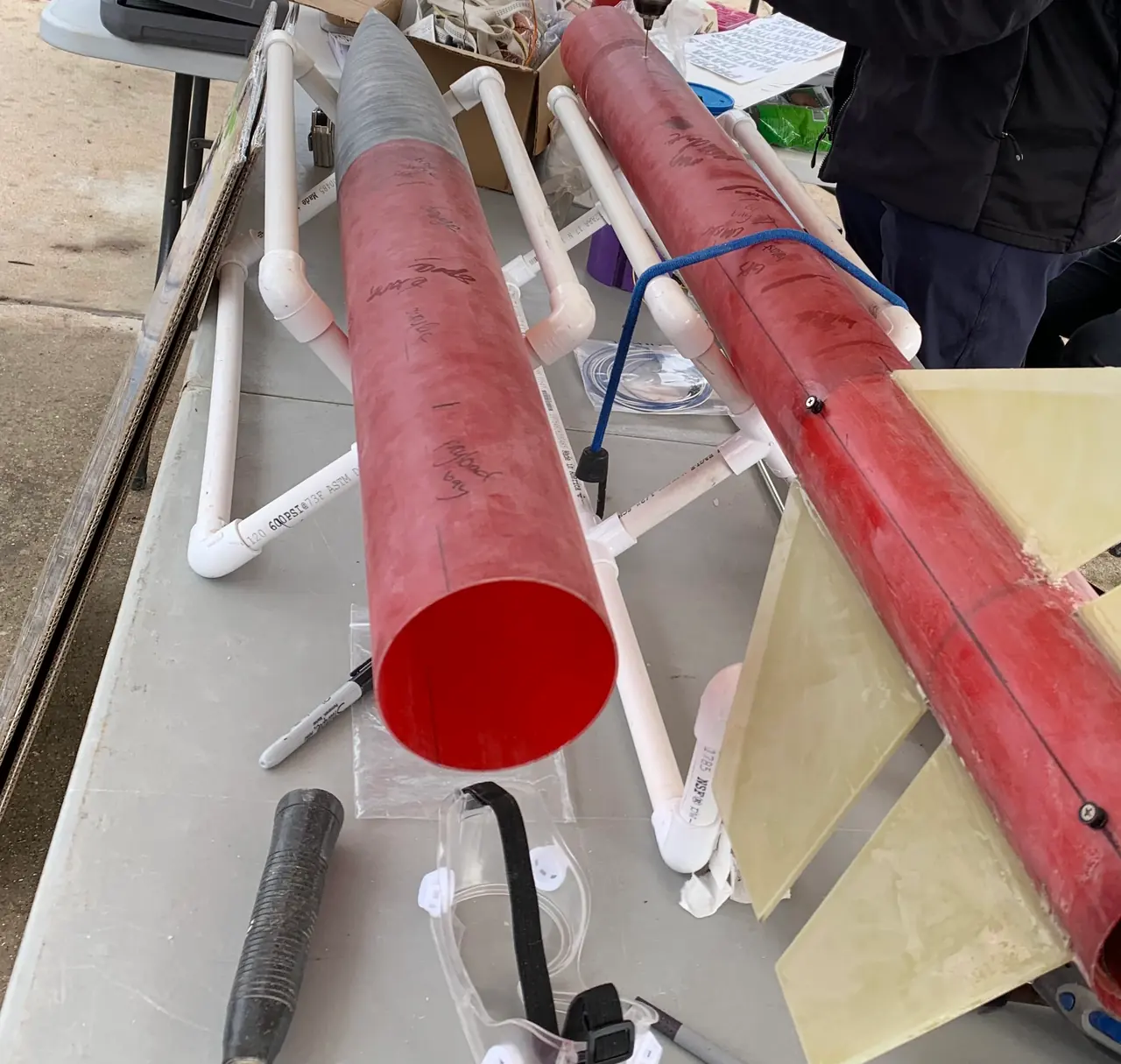 Body tubes and fins during construction